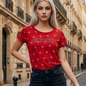 GUESS Red Patterned Short Sleeve Tee Size Large